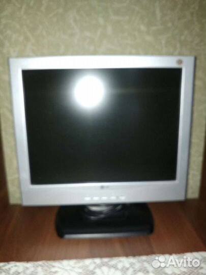 Монитор LG