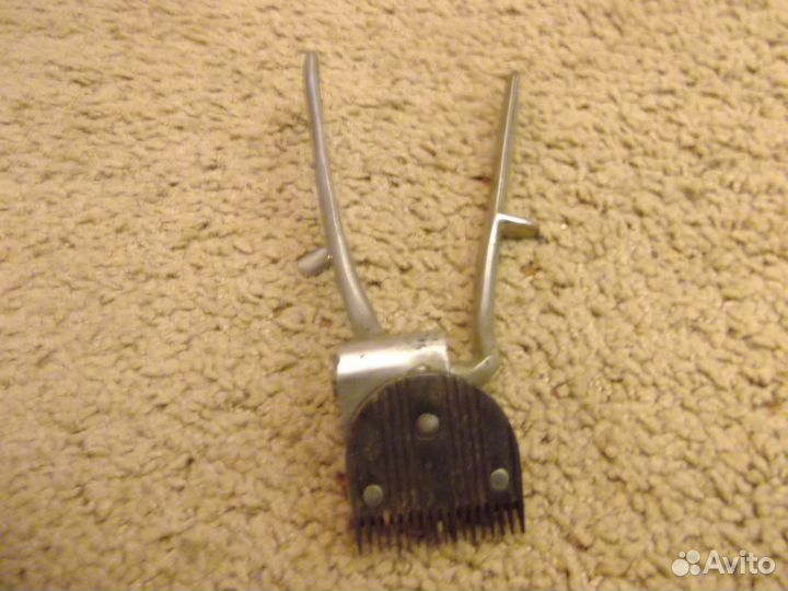 Ручная машинка для стрижки волос