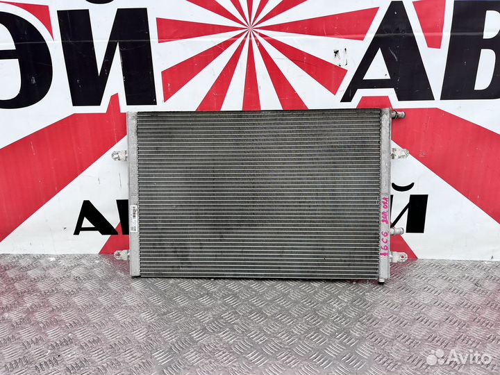 Радиатор охлаждения дополнительный Audi A6 C6