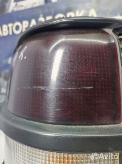 Задний правый фонарь Mitsubishi Pajero 2