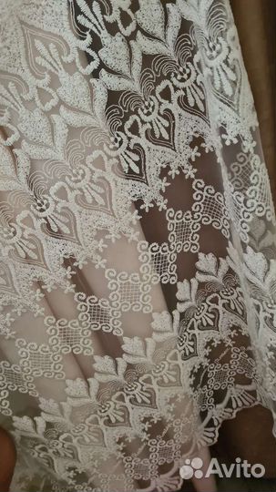 Тюль с вышивкой