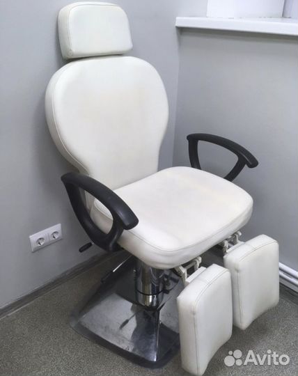 Педикюрное кресло на гидравлике бу