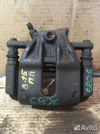 Суппорт передний правый Nissan Almera G15 1.6 k4m