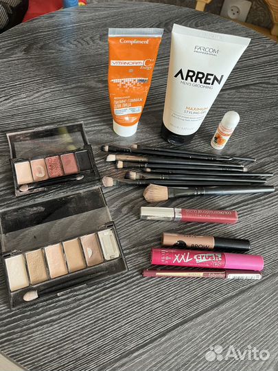 Набор косметики пакетом