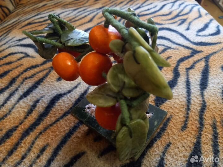 Дерево счастья из камней