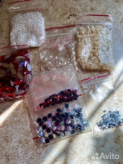 Стразы swarovski клеевые