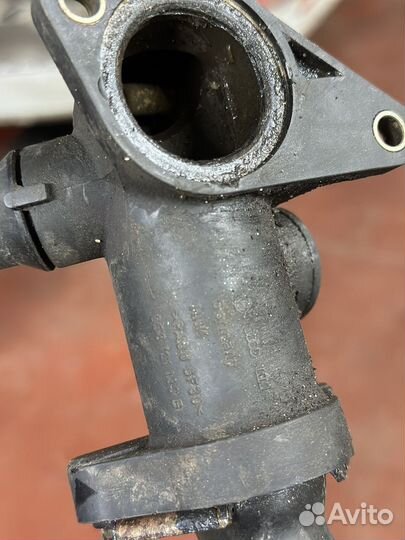 Корпус термостата, Volkswagen, Passat 5 058121133B