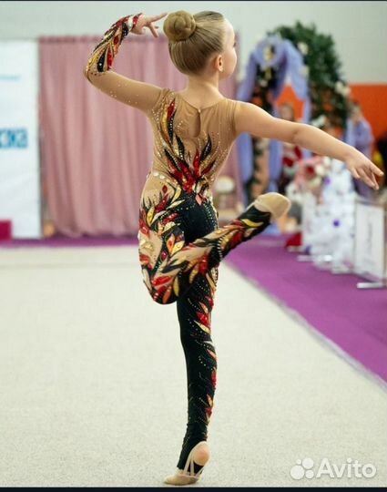 Комбинезон для художественной гимнастики