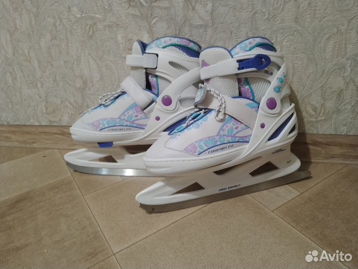 Коньки женские