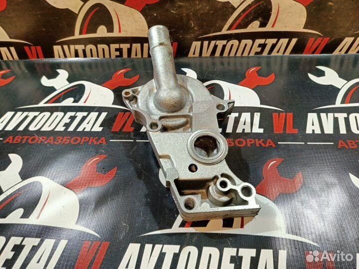 Корпус помпы Ford Focus 1 седан 2001-2007