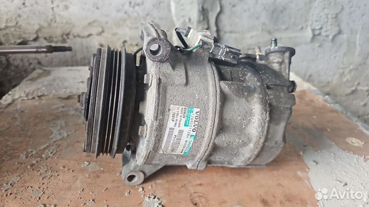 Компрессор кондиционера Volvo s60