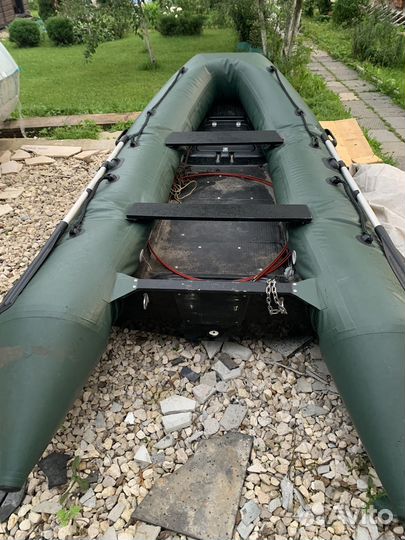 Лодка Бриг 360