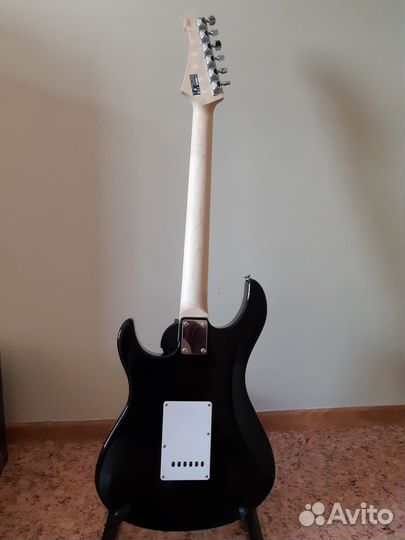 Электрогитара yamaha pacifica 012