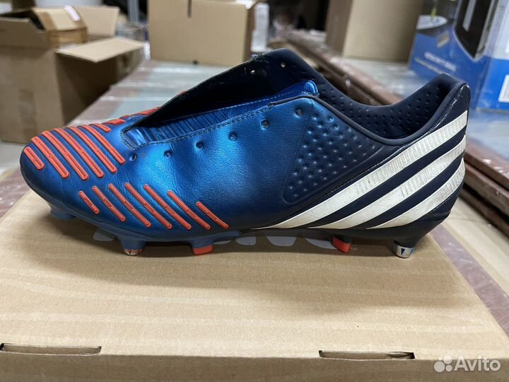 Футбольные бутсы