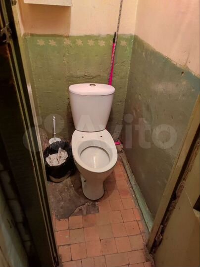 Комната 13 м² в > 9-к., 2/5 эт.