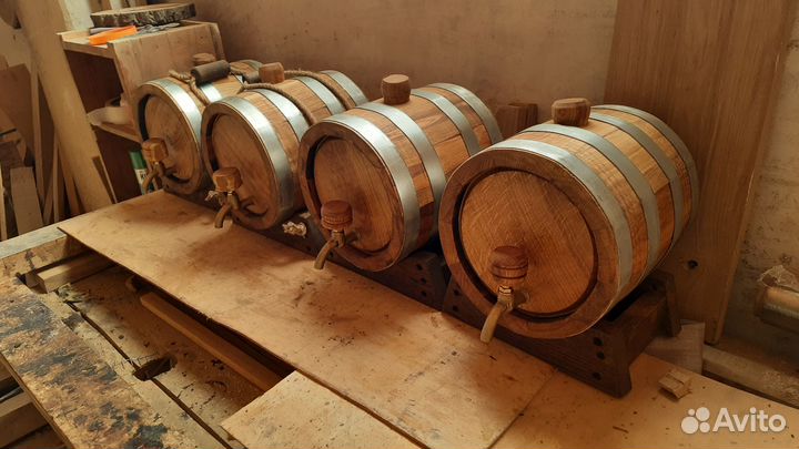 Дубовая бочка для рыбака