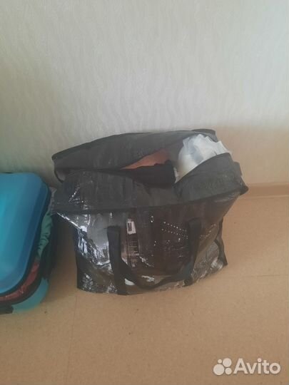 Вещи и обувь женские и детские