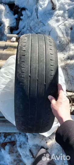 Kumho 722 205/60 R16