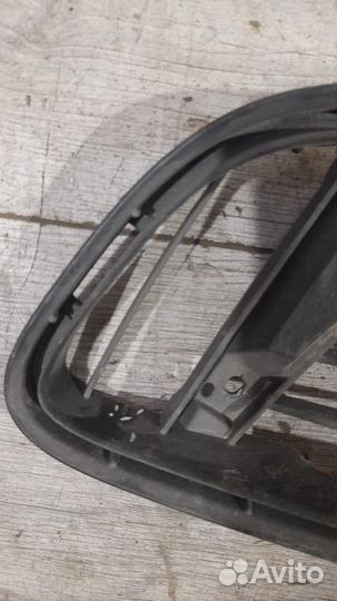 Решетка бампера Toyota Venza С 2013 По 2018 Год