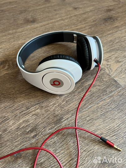 Наушники beats белые