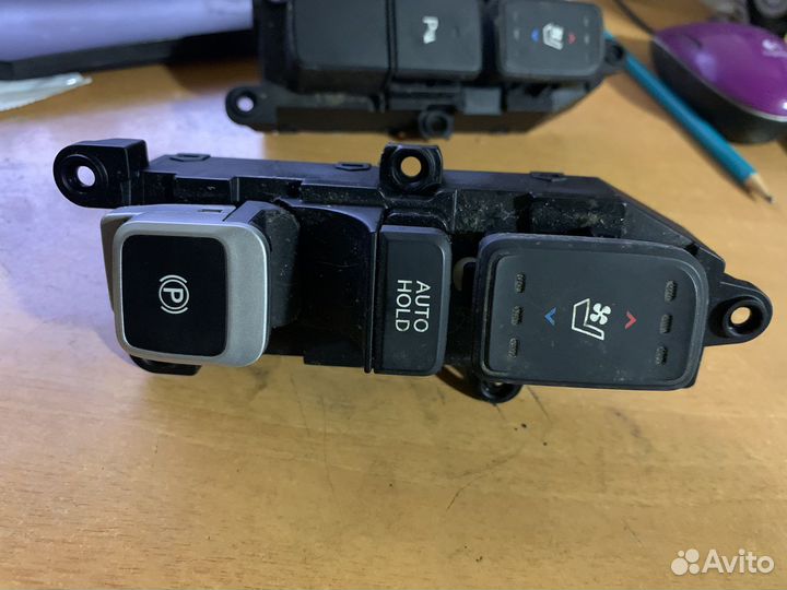 Блок переключателей Hyundai Santa Fe Sport