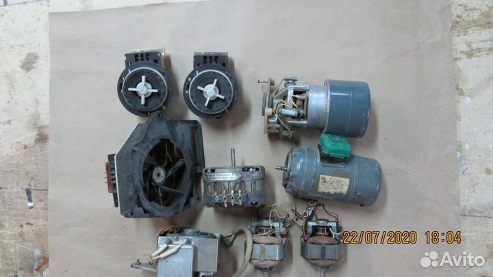 Электродвигатели в ассортименте