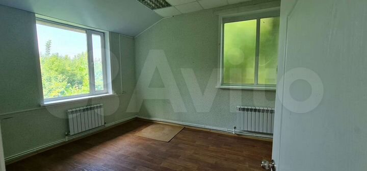 Офис, 250 м², производственное помещение 300 м²