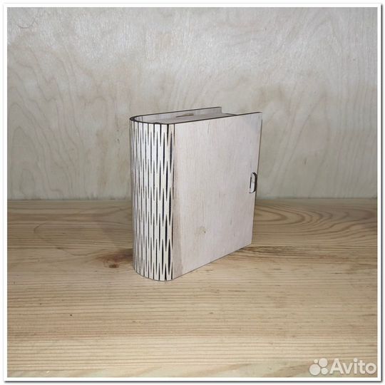 Шкатулка книжка деревянная