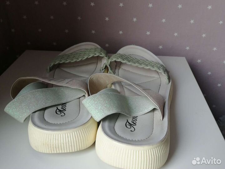 Шлепанцы для девочки 34 размер