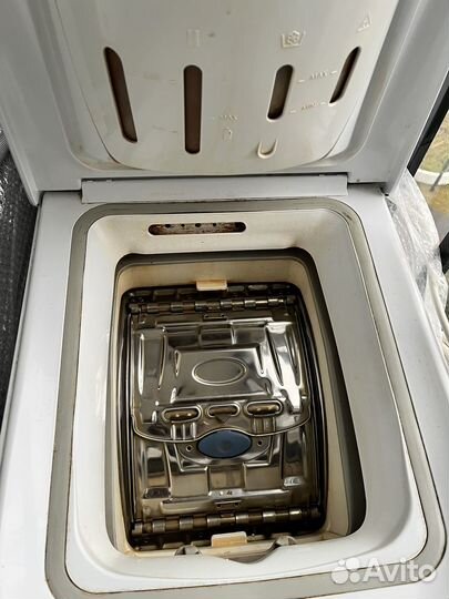 Стиральная машина с вертикальной загрузкой