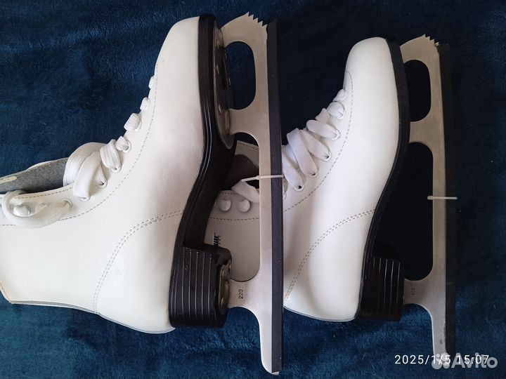 Коньки фигурные