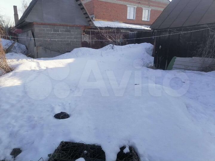 Дом 76 м² на участке 5 сот.