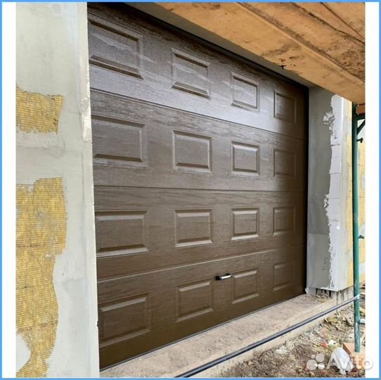 Гаражные ворота, секционные ворота DoorHan Alutech