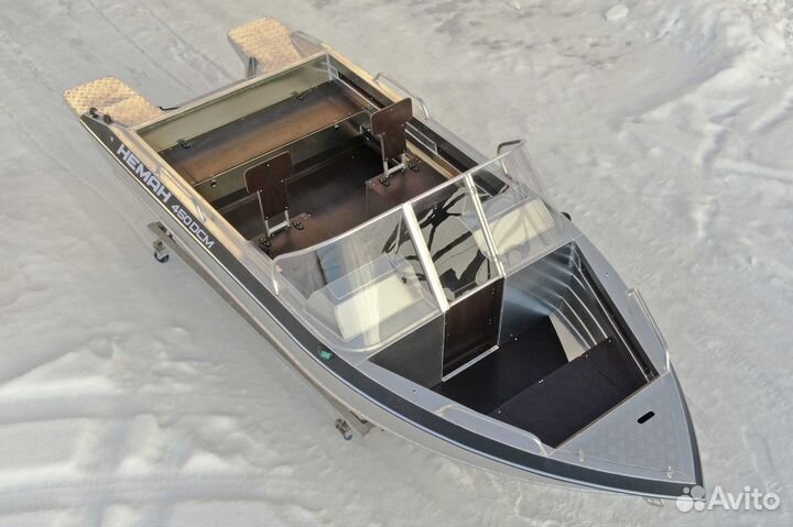 Новая моторная лодка Неман 450 DCM в наличии