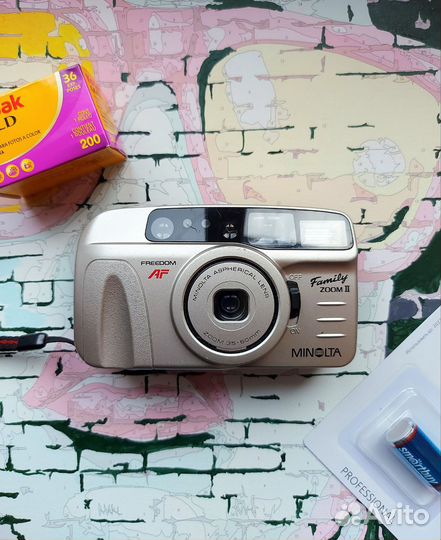 Minolta Family Zoom 2 плёночный фотоаппарат