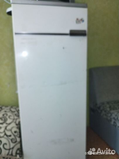 Холодильник новый