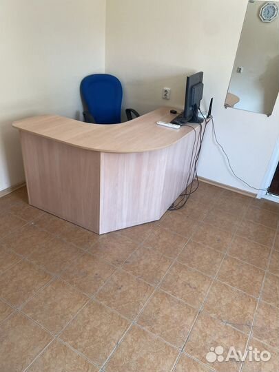 Компьютерный стол