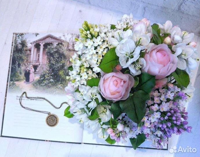 Композиция из холодного фарфора