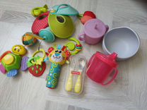 Детские игрушки и посуда