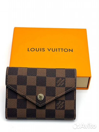 Louis vuitton кошелек женский 12:9 кнопка