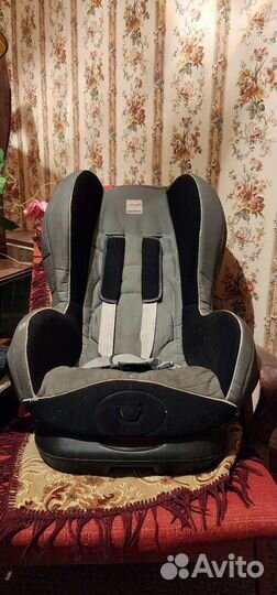 Автомобильное кресло от 0