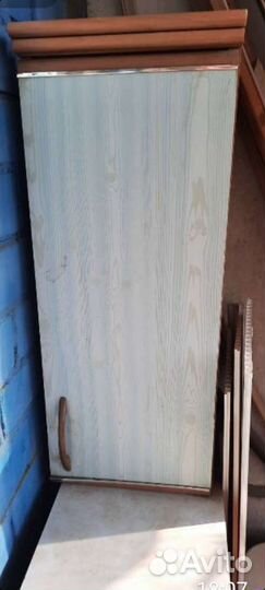 Кухонный шкаф бесплатно