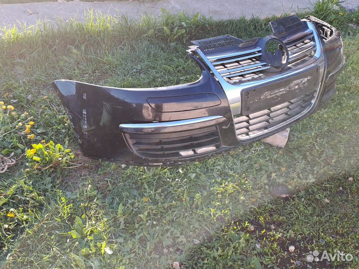 Бампер передний Volkswagen Jetta 5 хром пакет
