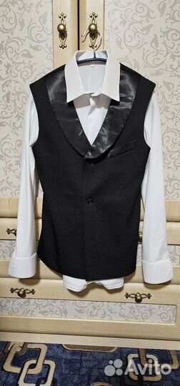 Жилетка для бальных танцев мальчику