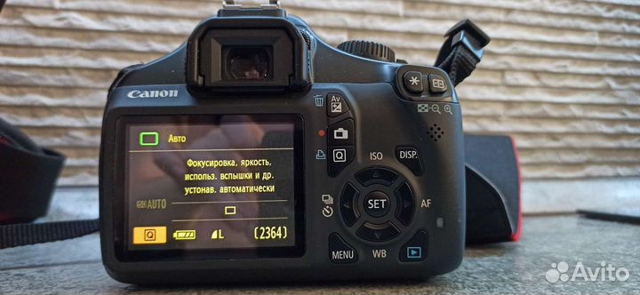 Зеркальный фотоаппарат canon