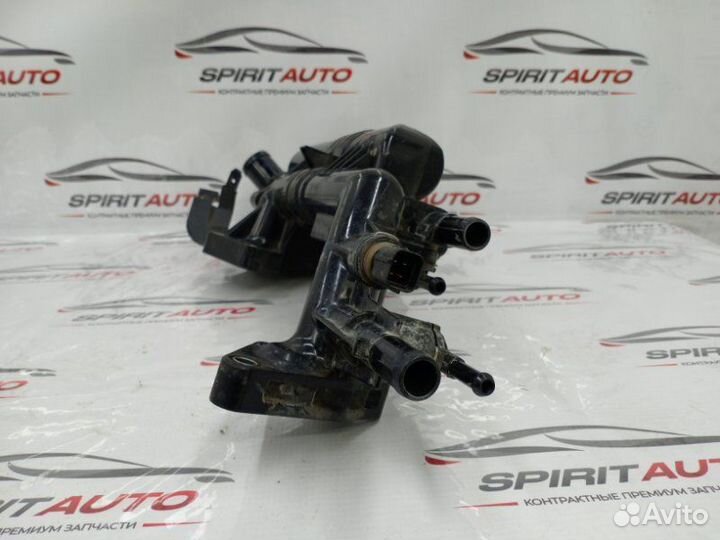 Корпус термостата Kia Quoris 1 G6DH 2012-2019