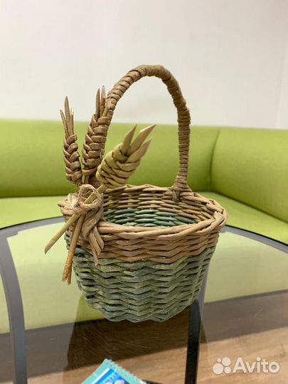 Плетеные корзинки из бумажной лозы