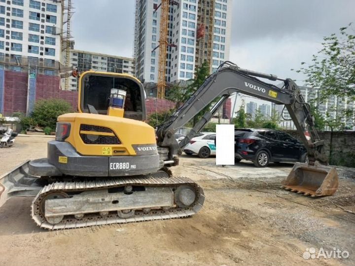 Гусеничный экскаватор Volvo ECR88, 2022