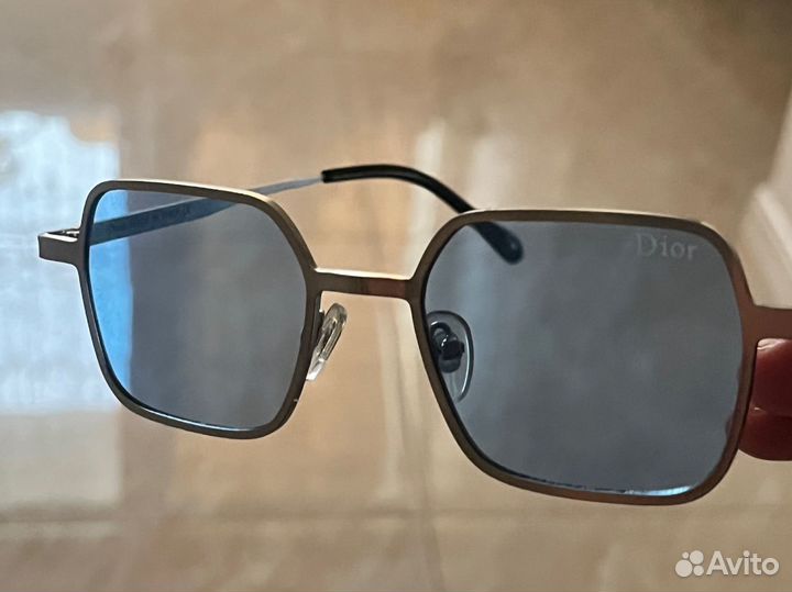 Солнцезащитные очки dior