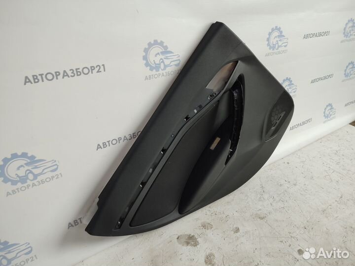 Обивка задней левой двери с кнопками LADA Vesta